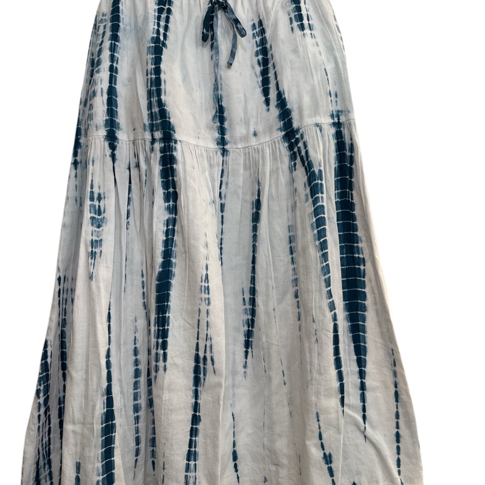Tie-Dye Maxi Skirt in Blue and White